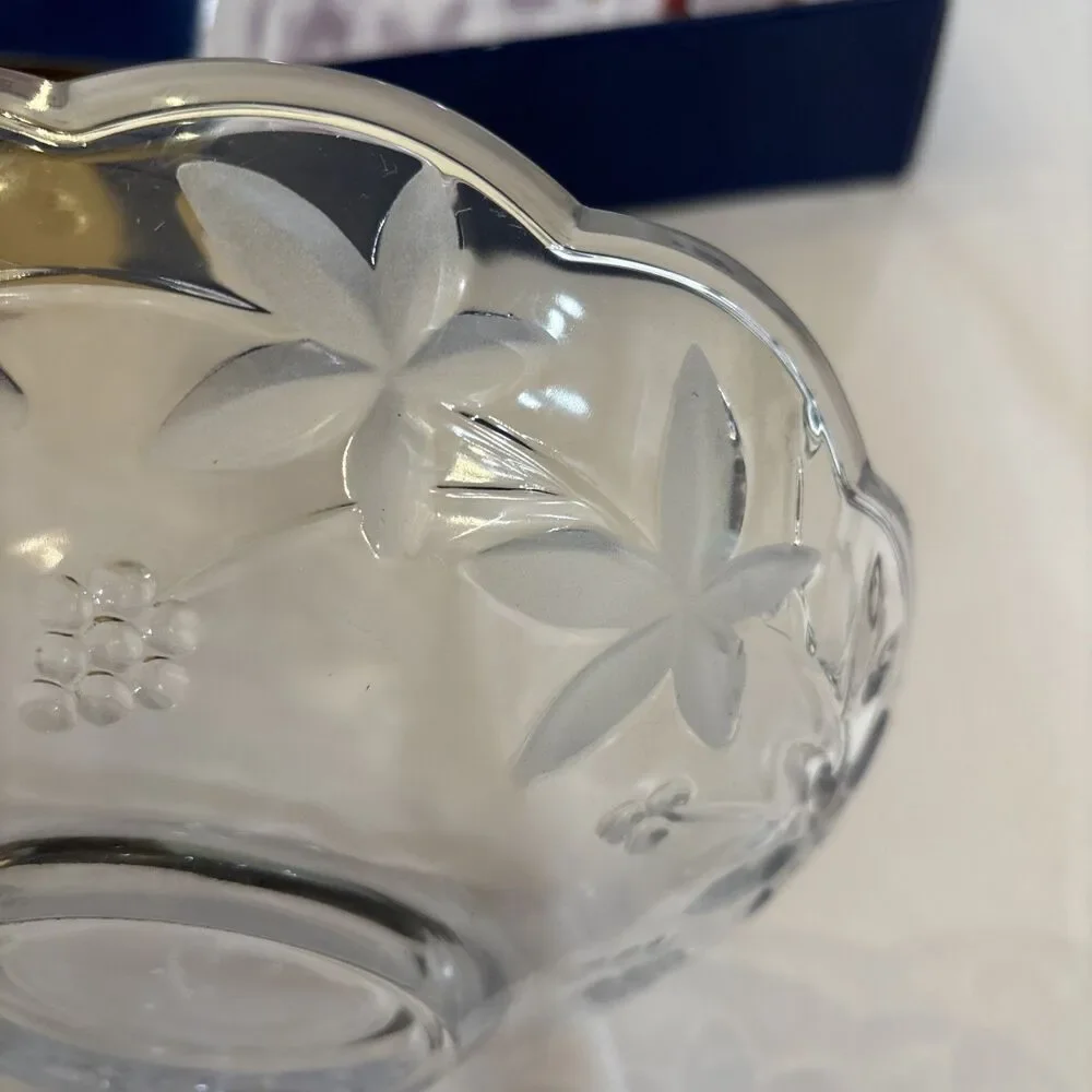 NIB Mikasa Garden Terrace Crystal Bowl 8.5